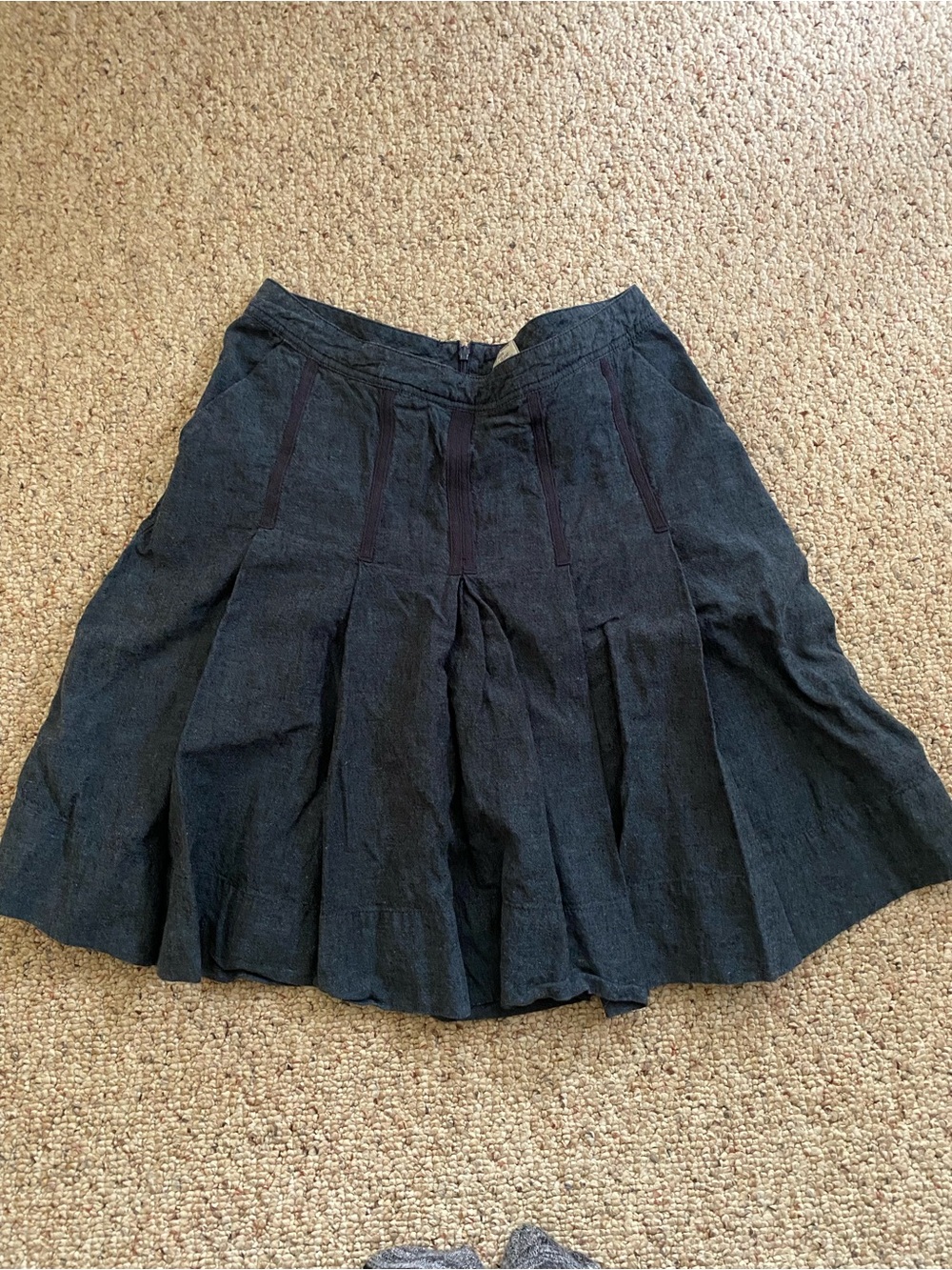 Classic Black A-Line Pleated Skirt Vintage denim jean